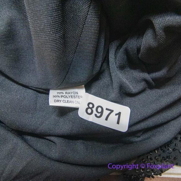 Kay Unger black one shoulder beaded asymmetric hem dress, size 6 - Picture 16 of 16